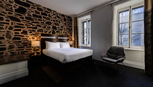 Signature / 1 lit Queen